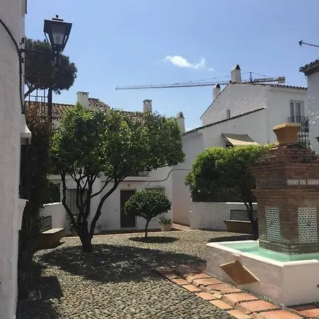 Precioso A Pie De Playa En La Nueva Milla De Oro Entre Y Marbella Holiday home *
